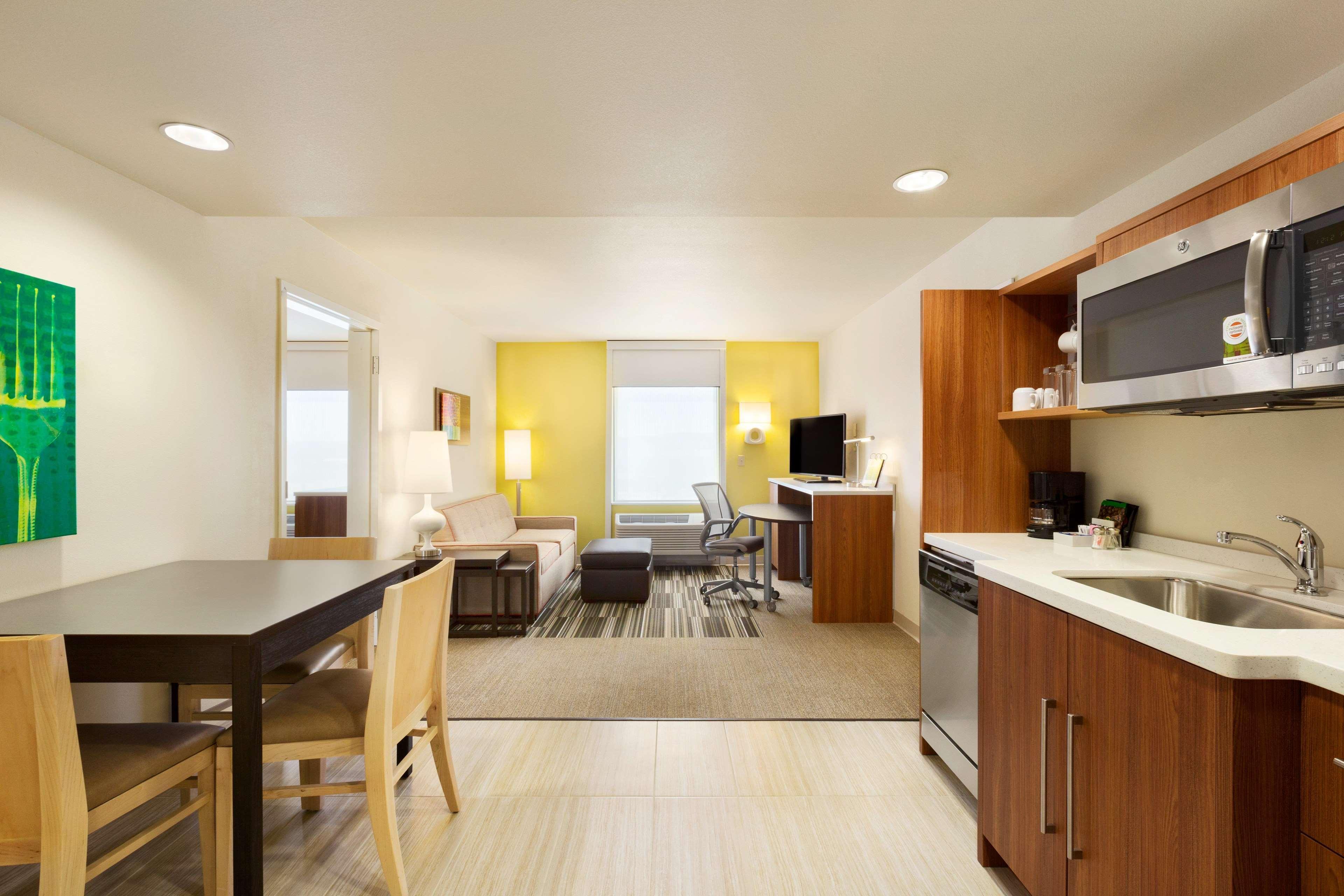 Home2 Suites By Hilton Farmington/Bloomfield Buitenkant foto